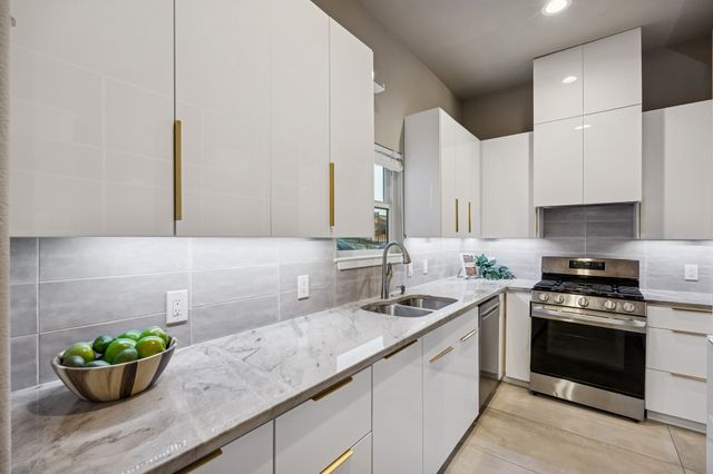 1121 Excalibur Boulevard, Lewisville, TX 75056