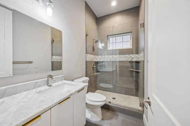 1121 Excalibur Boulevard, Lewisville, TX 75056