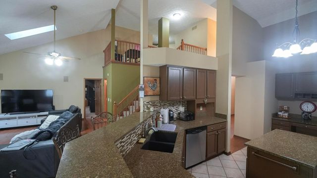 3612 Mariners Way, Lewis Center, OH 43035