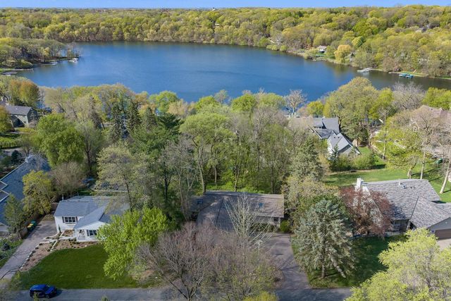 531 Indian Hill Road, Chanhassen, MN 55317
