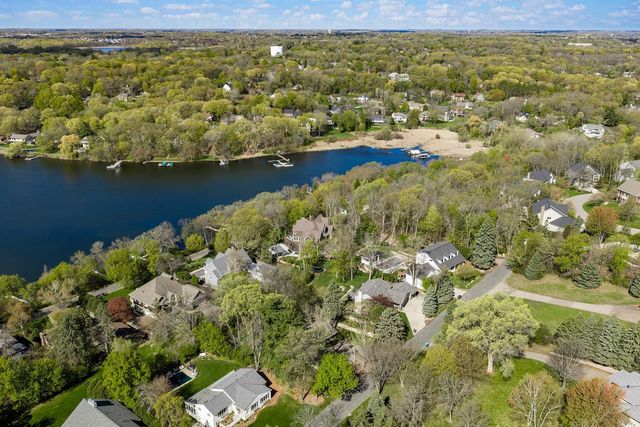 531 Indian Hill Road, Chanhassen, MN 55317