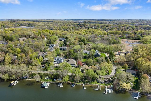 531 Indian Hill Road, Chanhassen, MN 55317