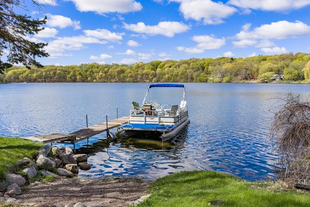 531 Indian Hill Road, Chanhassen, MN 55317