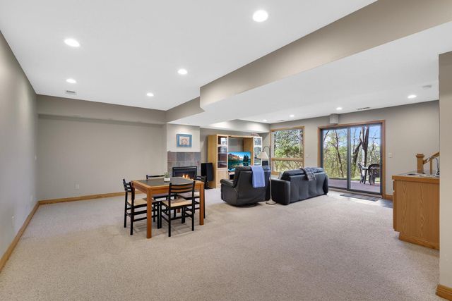 531 Indian Hill Road, Chanhassen, MN 55317