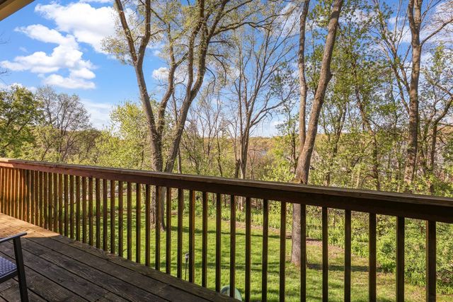 531 Indian Hill Road, Chanhassen, MN 55317