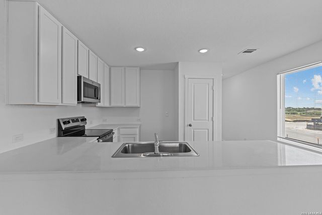 403 Sauvignon Pt, New Braunfels, TX 78130
