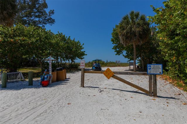 7094 LONGBOAT DRIVE E, Longboat Key, FL 34228
