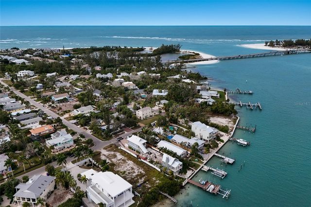 7094 LONGBOAT DRIVE E, Longboat Key, FL 34228