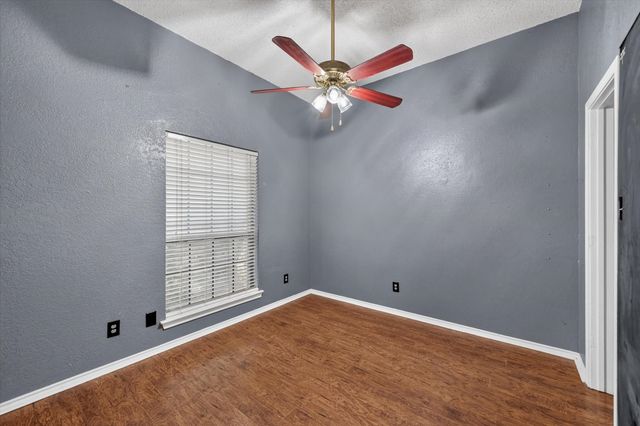8209 Willow Glen Court, Fort Worth, TX 76134