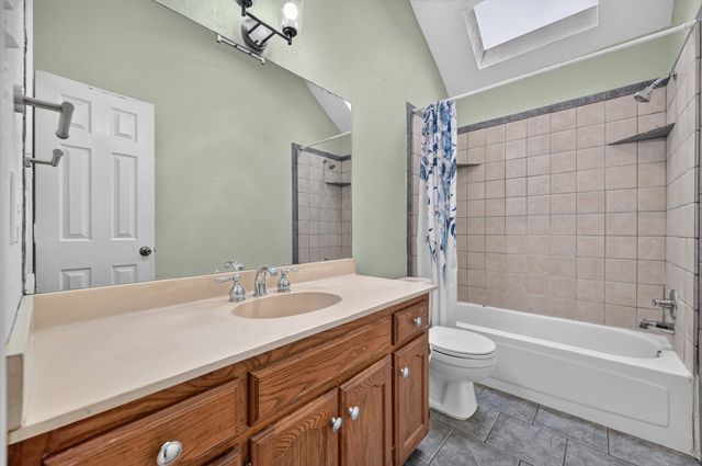 8209 Willow Glen Court, Fort Worth, TX 76134