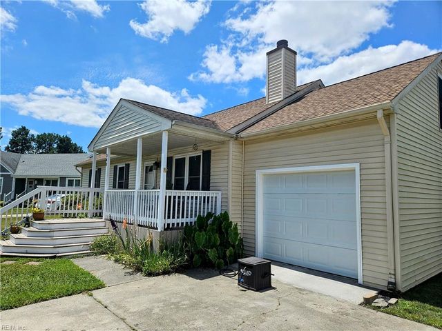 340 Belle Ridge CT, Chesapeake, VA 23322