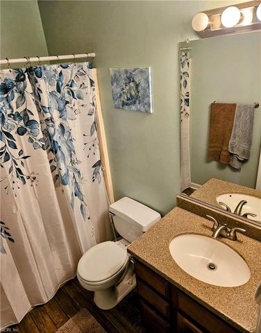 340 Belle Ridge CT, Chesapeake, VA 23322