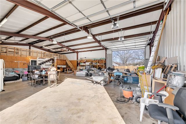 1208 W Holt Road, Lincoln, AR 72744