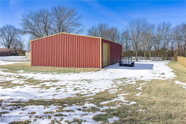 1208 W Holt Road, Lincoln, AR 72744