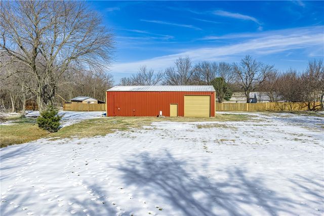 1208 W Holt Road, Lincoln, AR 72744