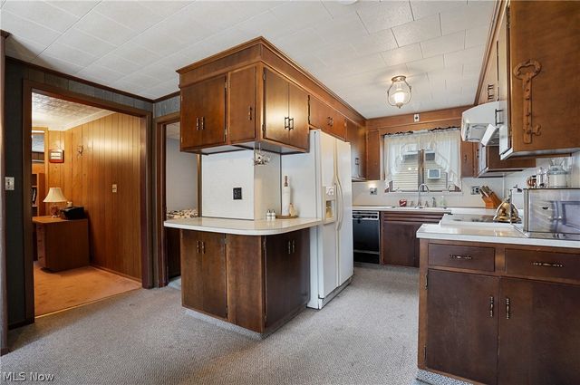 61 City View Drive, Sherrodsville, OH 44675