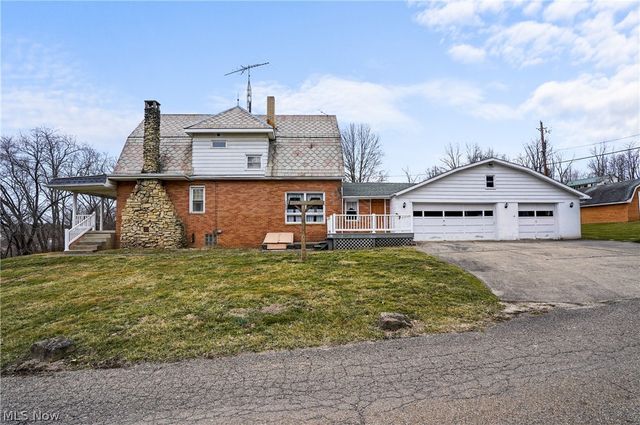 61 City View Drive, Sherrodsville, OH 44675