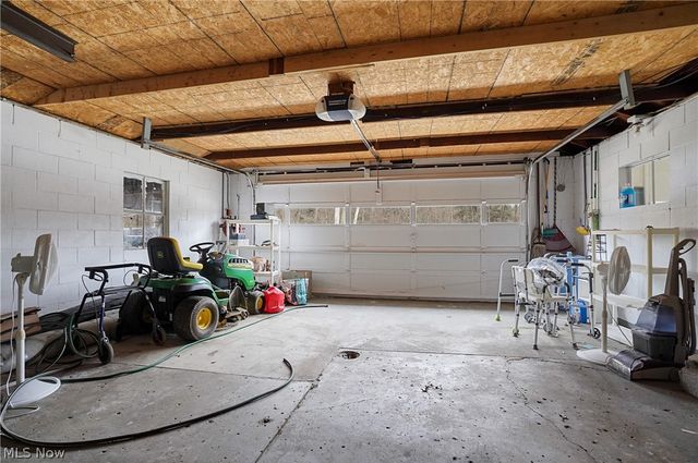 61 City View Drive, Sherrodsville, OH 44675