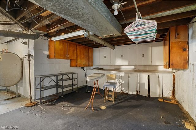 61 City View Drive, Sherrodsville, OH 44675