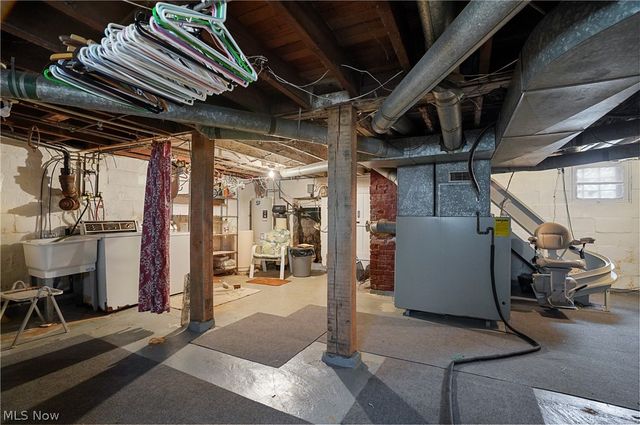 61 City View Drive, Sherrodsville, OH 44675