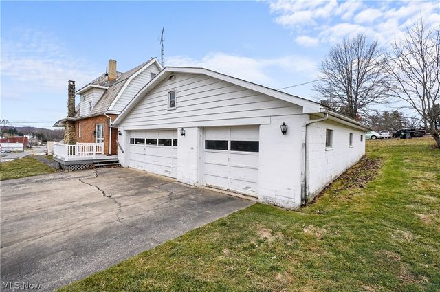 61 City View Drive, Sherrodsville, OH 44675