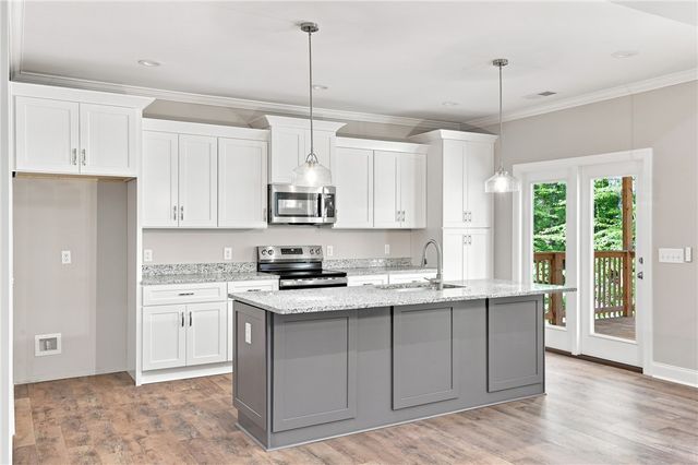 216 W Halfway Branch Drive, Walhalla, SC 29691