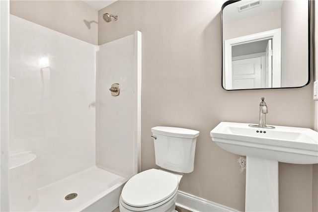 216 W Halfway Branch Drive, Walhalla, SC 29691
