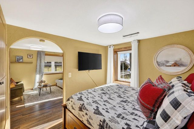 4346 Windflower Way, Madison, WI 53711