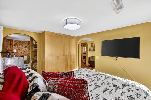 4346 Windflower Way, Madison, WI 53711