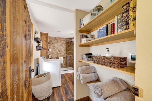 4346 Windflower Way, Madison, WI 53711