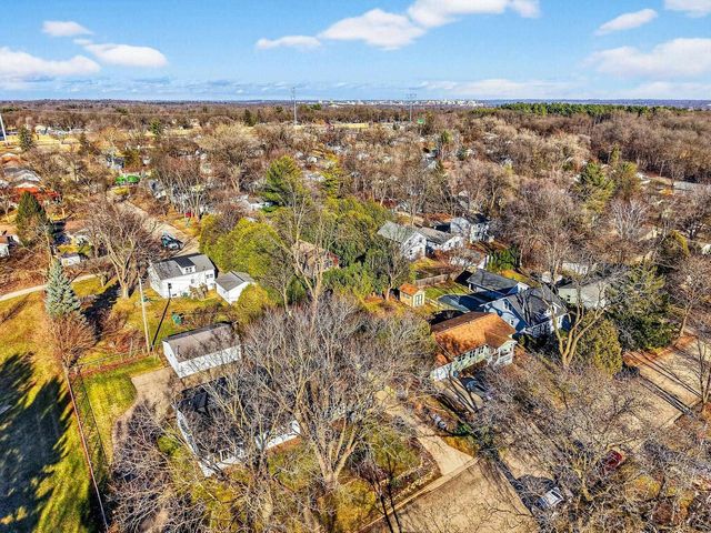 4346 Windflower Way, Madison, WI 53711