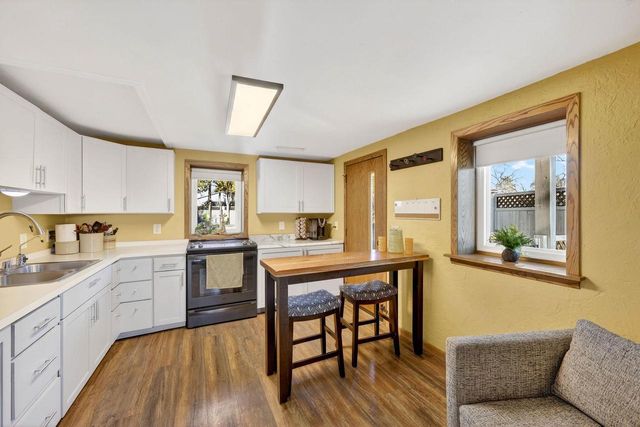 4346 Windflower Way, Madison, WI 53711