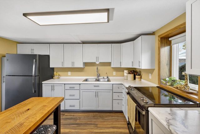 4346 Windflower Way, Madison, WI 53711