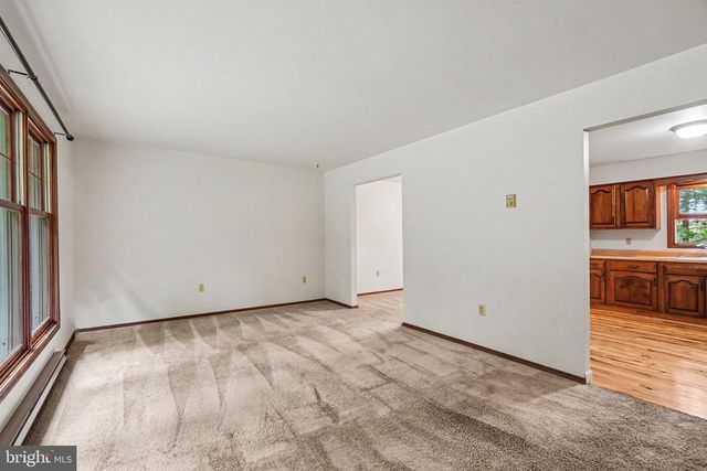 40 MONTEBELLO RD, Duncannon, PA 17020