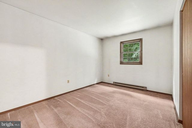 40 MONTEBELLO RD, Duncannon, PA 17020