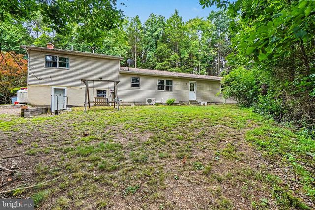40 MONTEBELLO RD, Duncannon, PA 17020