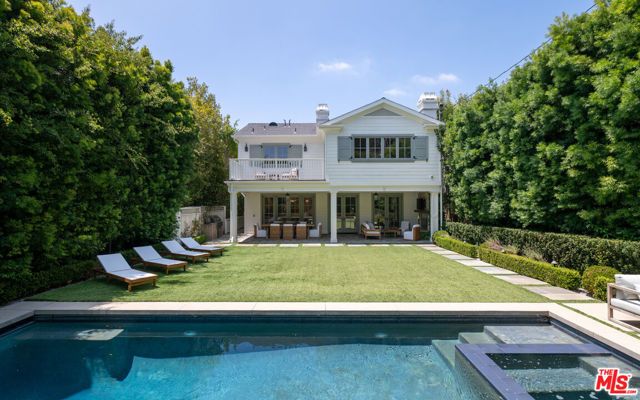 146 N Carmelina Avenue, Los Angeles, CA 90049