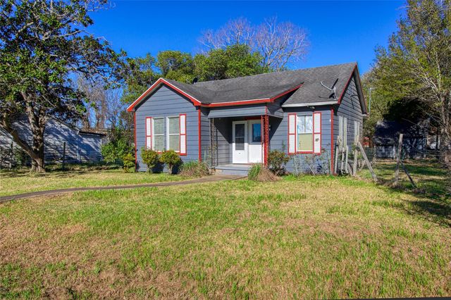 209 Avenue H, Van Vleck, TX 77482