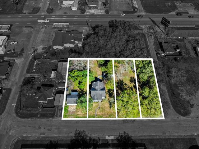 209 Avenue H, Van Vleck, TX 77482