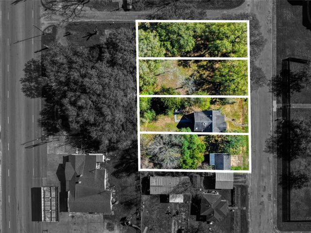 209 Avenue H, Van Vleck, TX 77482