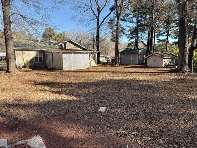 170 Lacy Hepler Road, Thomasville, NC 27360