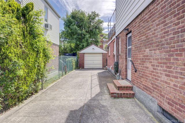 75-19 171st Street, Fresh Meadows, NY 11366