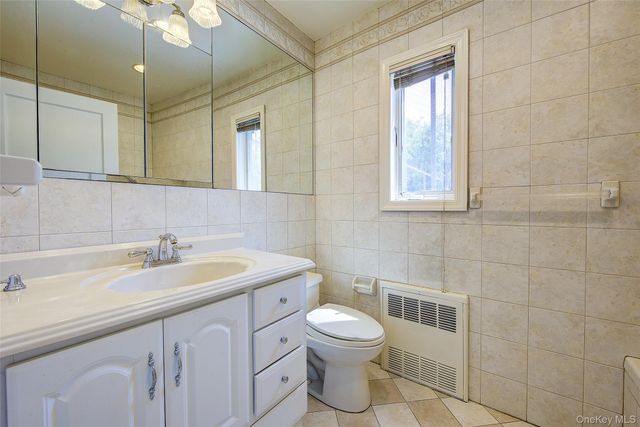 75-19 171st Street, Fresh Meadows, NY 11366