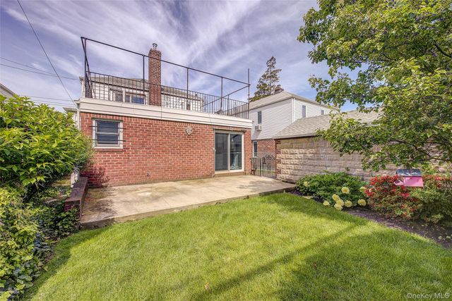 75-19 171st Street, Fresh Meadows, NY 11366
