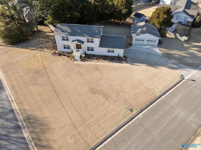 7224 Statton Drive SE, Huntsville, AL 35802