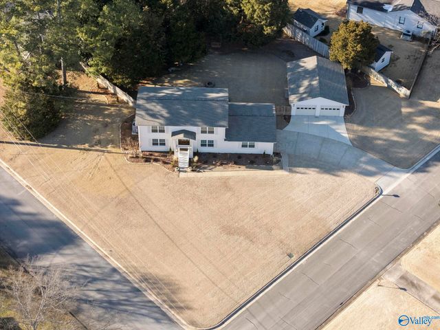 7224 Statton Drive SE, Huntsville, AL 35802