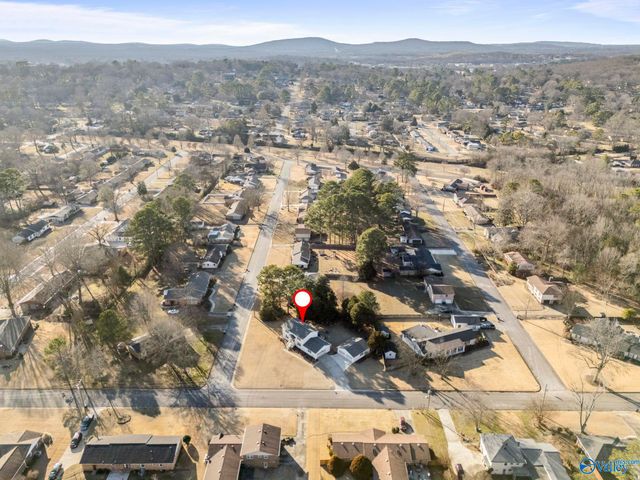 7224 Statton Drive SE, Huntsville, AL 35802