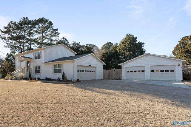 7224 Statton Drive SE, Huntsville, AL 35802