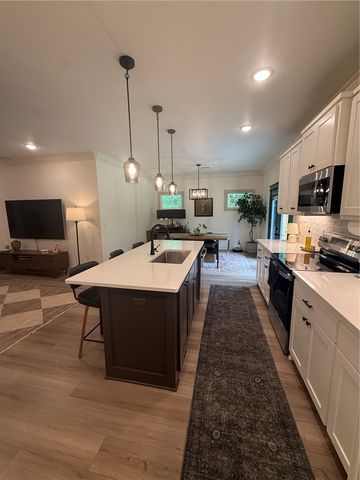 15 Exminster Lane, Bella Vista, AR 72714