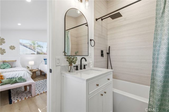 9355 Ruffner, North Hills, CA 91343